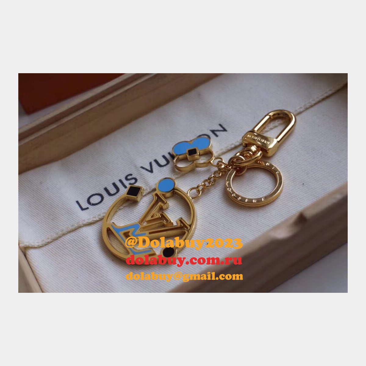 High Quality Louis Vuitton Monogram Delight Bag Charm and Key Holder