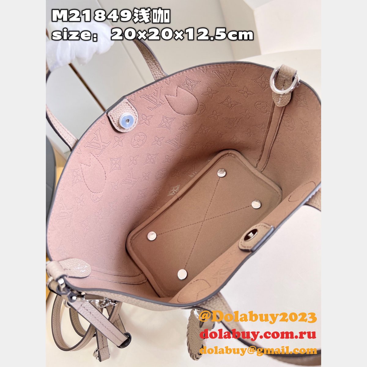 Louis Vuitton Luxury M21849 Blossom 7 Star Mahina Bag
