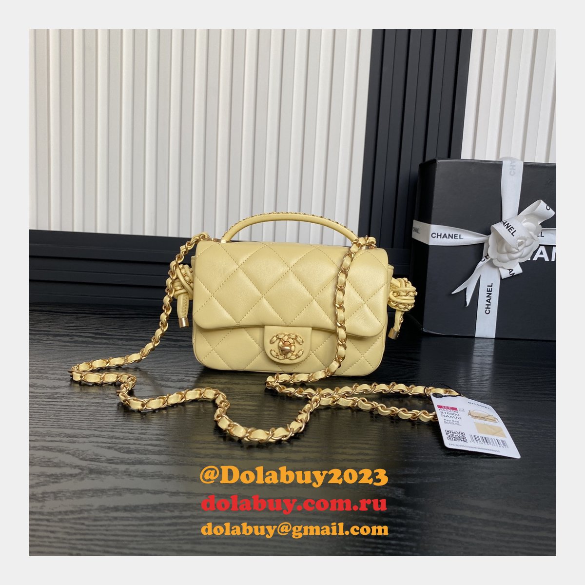 Designer Replica AS5298 Classic Flap Bags Online Sale