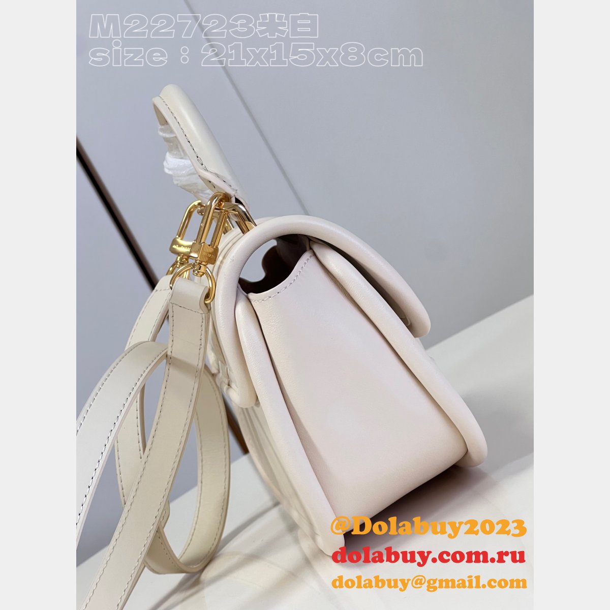 Hide M22723 Replicas Seek Epi Louis Vuitton Luxury Handbags
