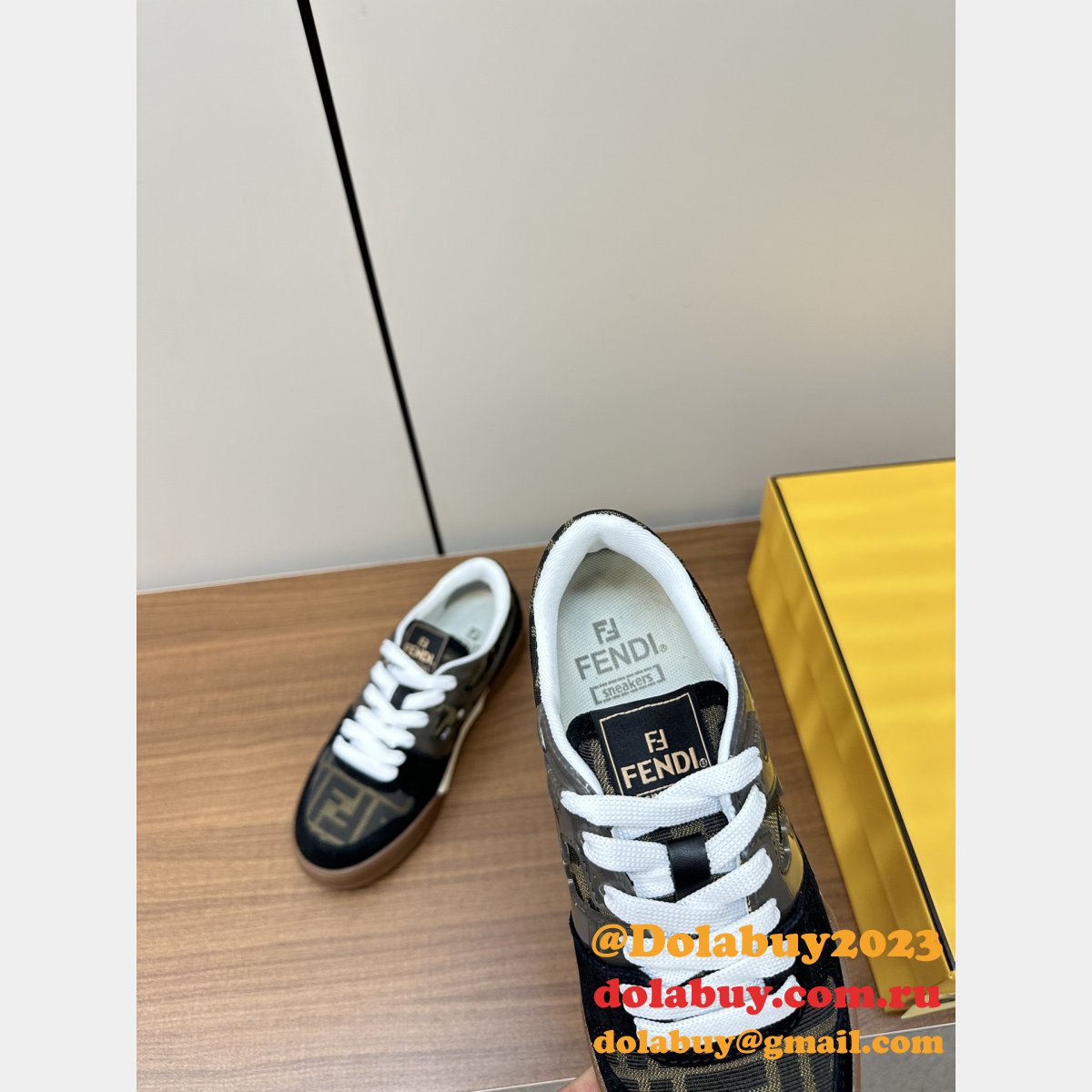 F**di match leather sneakers