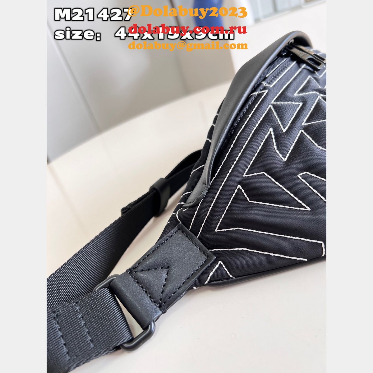 Louis Vuitton Best Men Discovery Bumbag M21427 Copy Bags