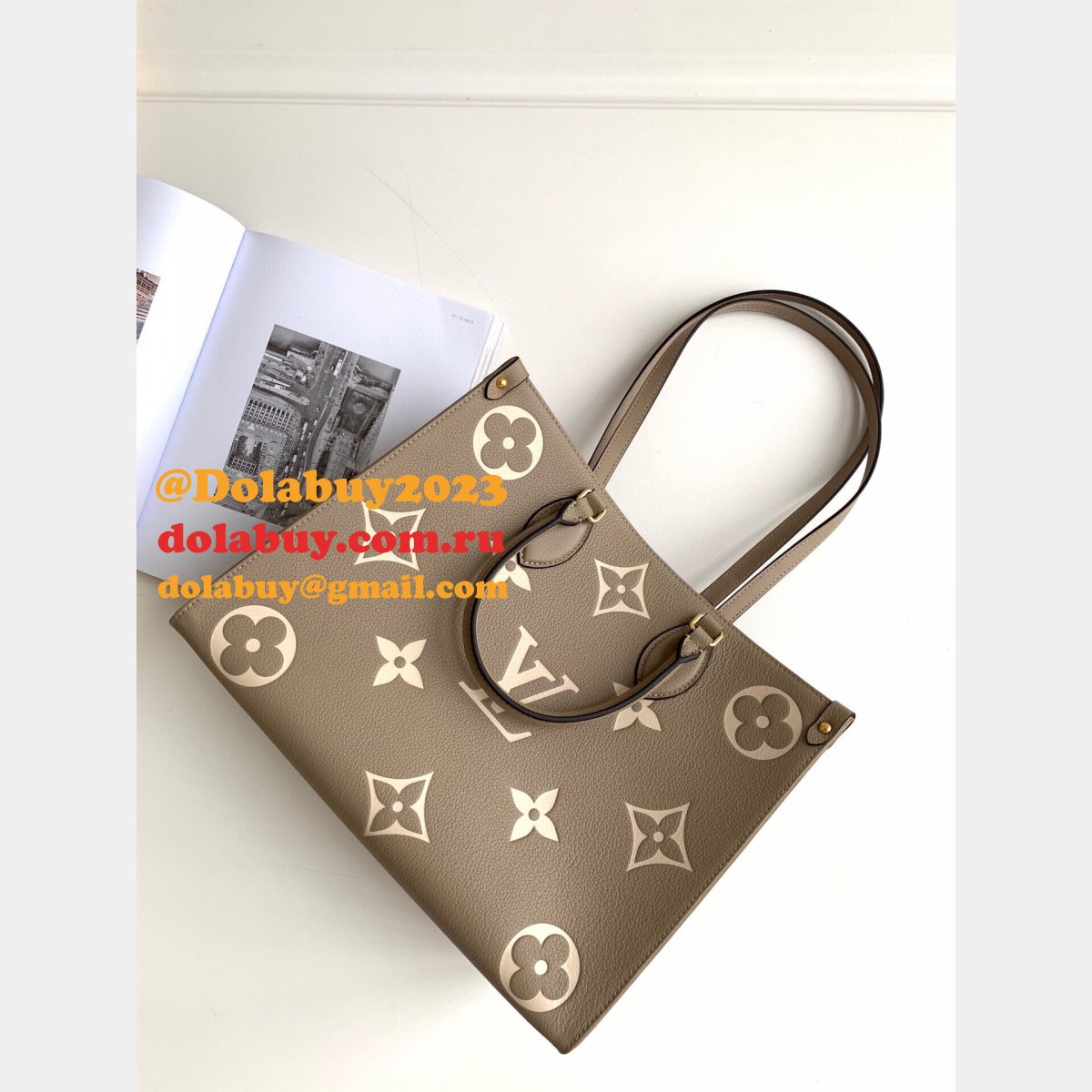 Louis Vuitton Replicas OnTheGo MM Monogram Empreinte Leather M45494