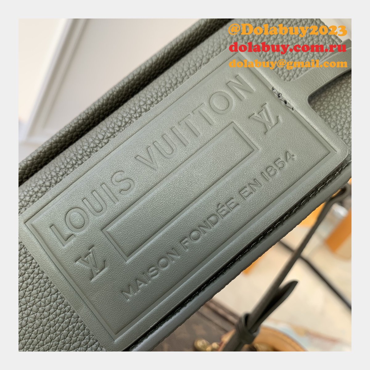 Fastline Wearable Wallet Louis Vuitton M82086/M82085 Copy Bag