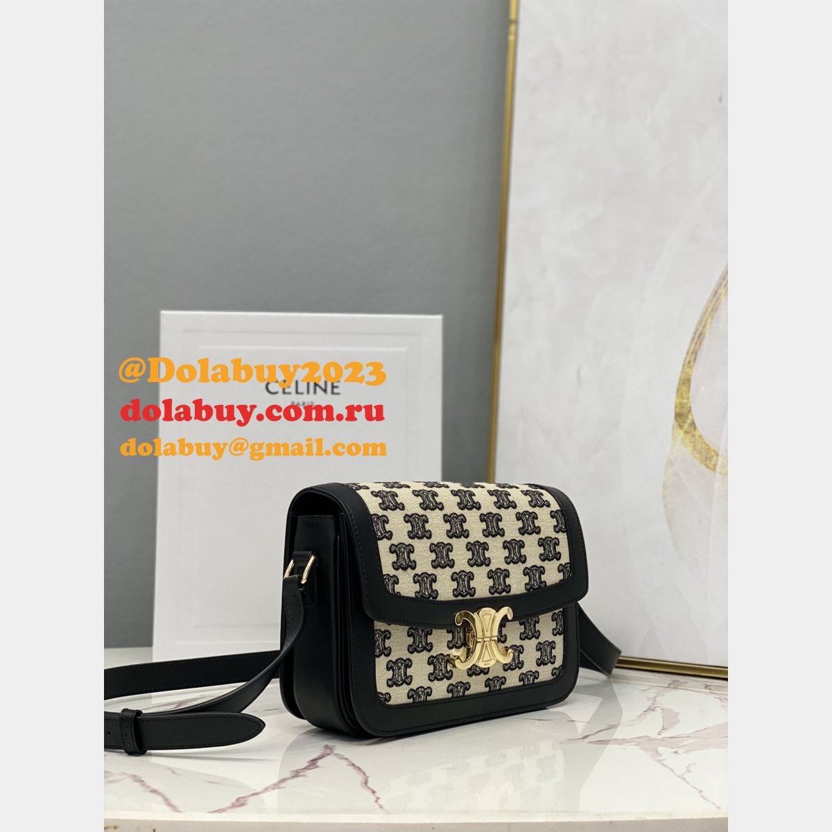 Celine High Quality Triomphe teen 18.5cm 188423 Cheap Bag