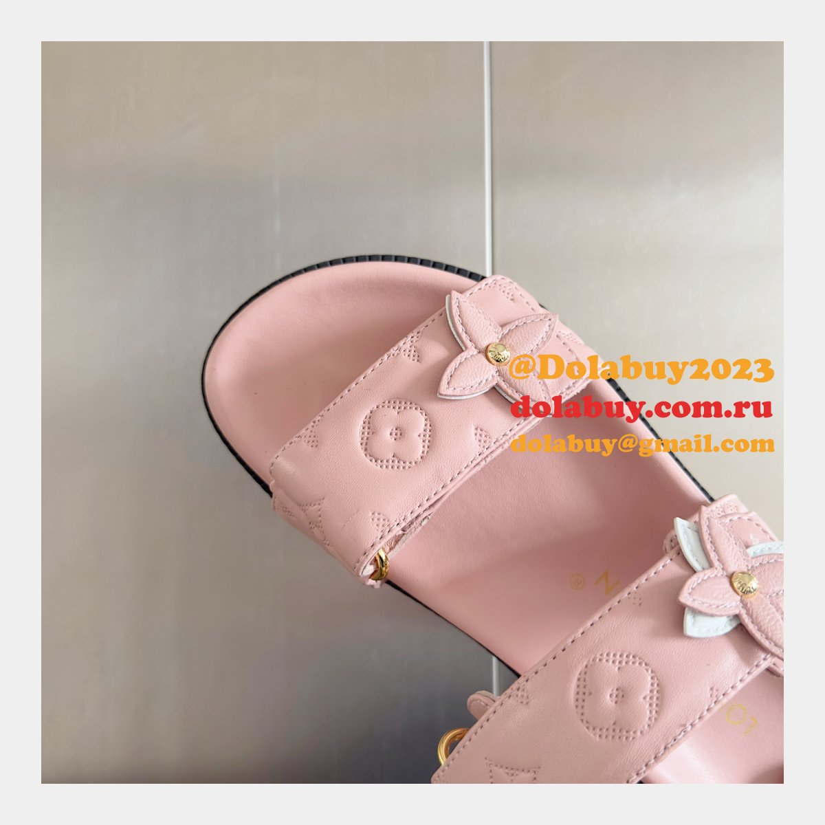 Top Quality LV Sunset Flat Comfort Mule