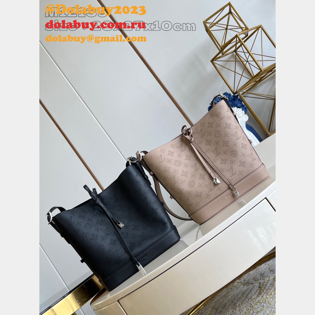 Outlet 1:1 Mirror Louis Vuitton Replcias Flore Mahina M12140 Bag