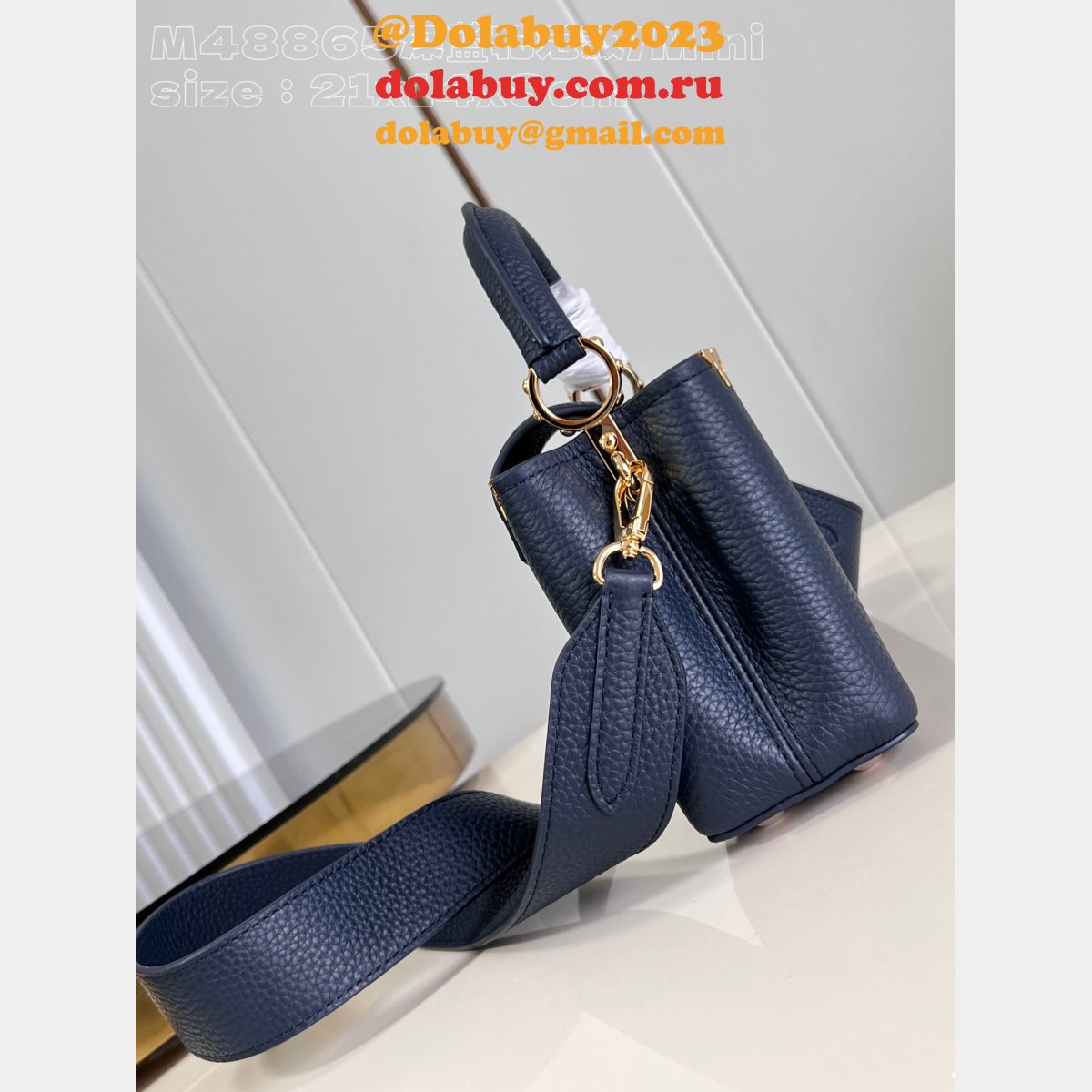 Top Quality Designer Louis Vuitton Capucines Mini M25231 Navy
