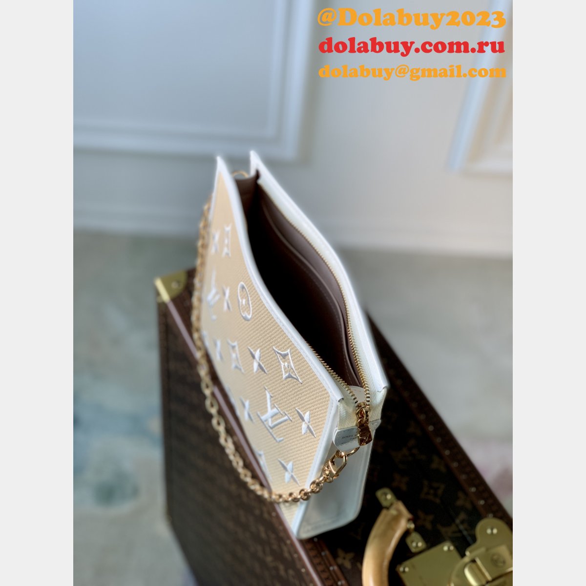 Toiletry Pouch On Chain M82521 Top Louis Vuitton Replica Bag