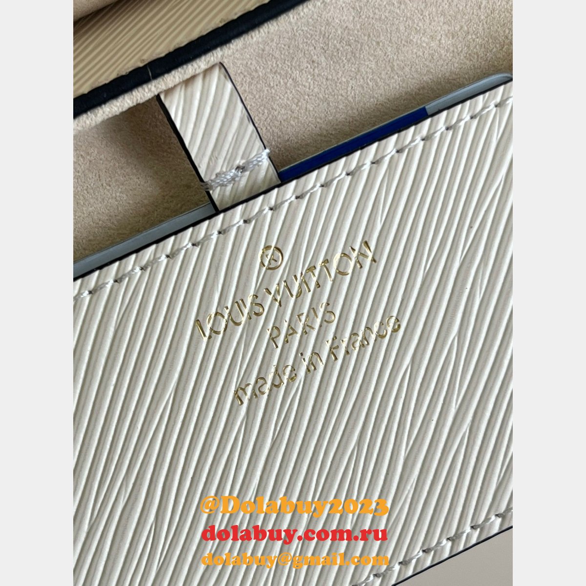 Louis Vuitton Replica M50280 Twist MM Epi Leather High Quality Designer