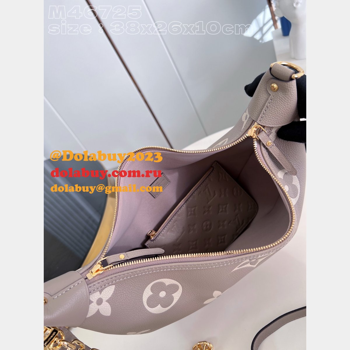 Loop Hobo Louis Vuitton M46725 Top Quality Shoulder Replica Bags