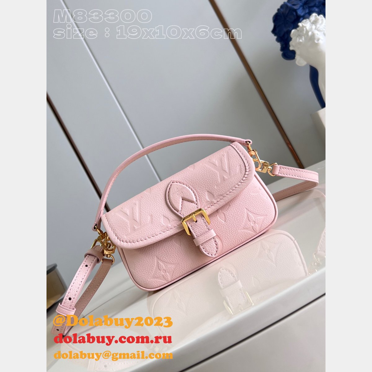 Nano Diane Bicolor M83300 Replica New Arrival Louis Vuitton Bag