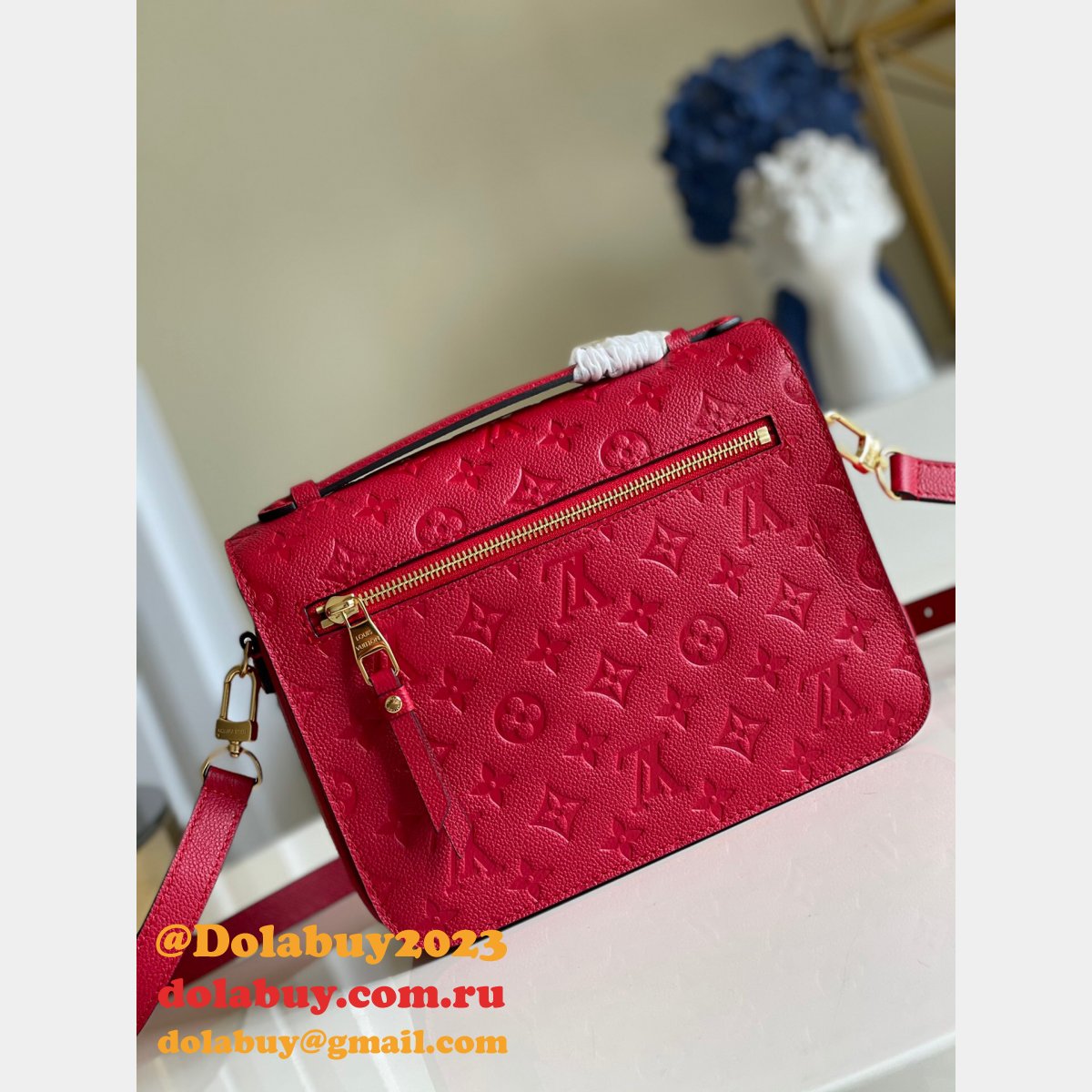 Louis Vuitton Fake Scarlet Red M44155 Pochette Métis