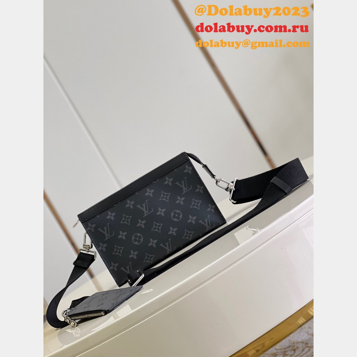 High Quality Designer Replica Purses Louis Vuitton M81018 Bag