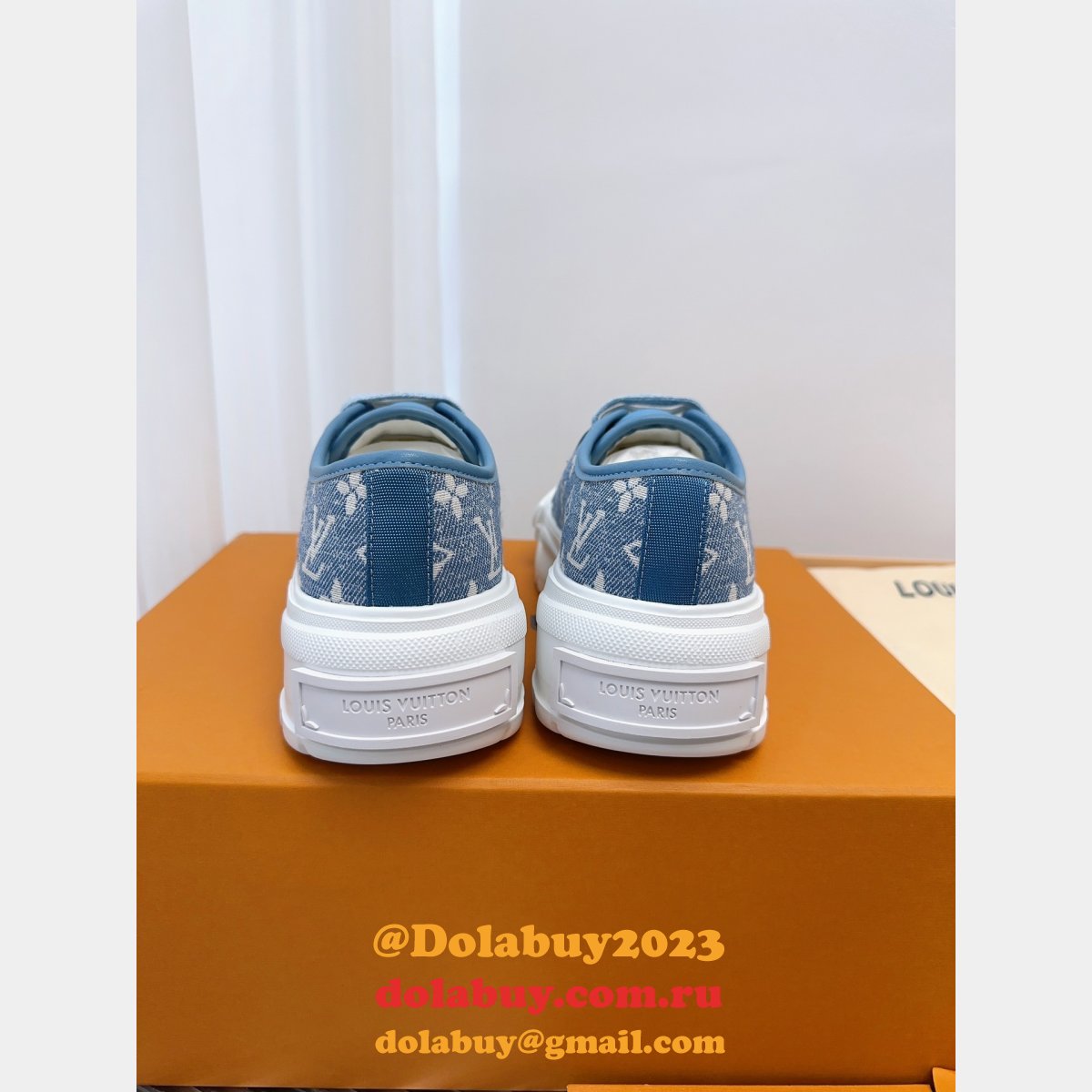 AAA+ Time Out Sneaker LOUIS VUITTON Best Replica