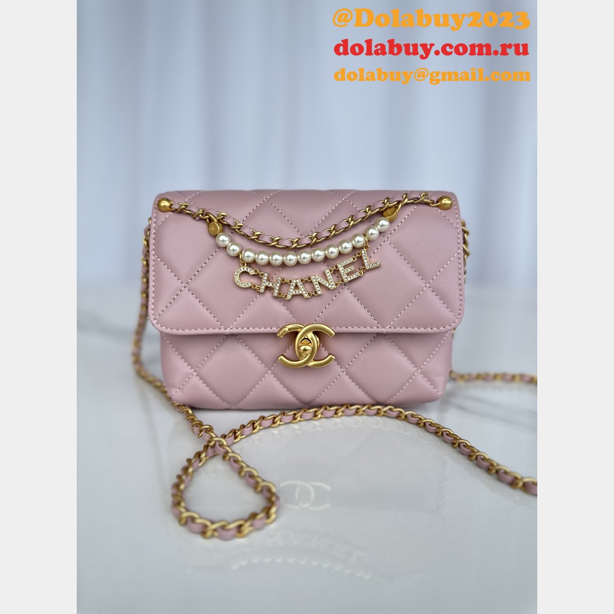 Top Quality CC Shiny Lambskin Crossbody Bag AS4986