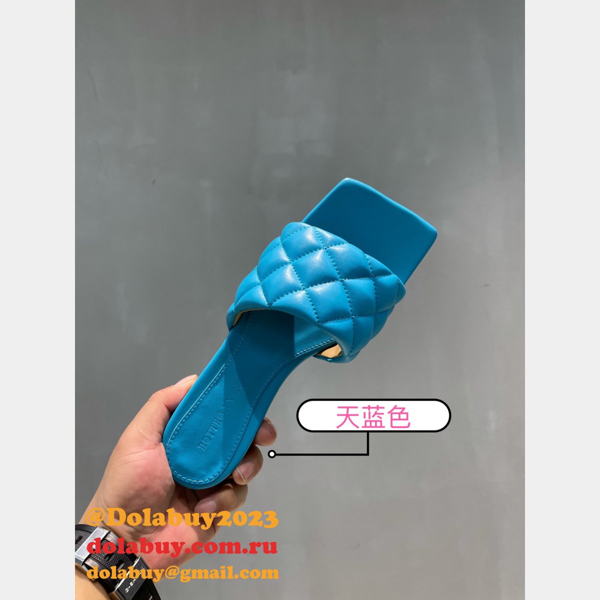 1:1 quality B0tte*a venet fake di*m*nd flat slippers shoes