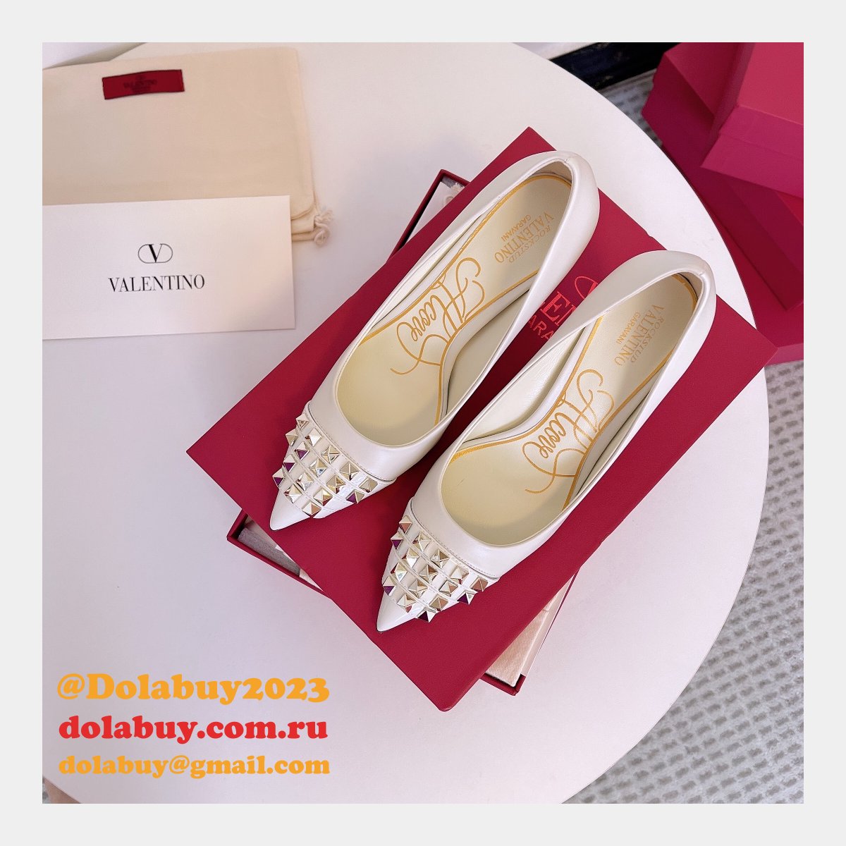 Perfect Valentino Rivet Shoes Top Quality Knockoff for Sale