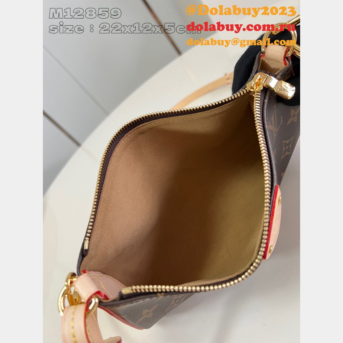 Perfect Replicas Pochette Tirette Goods M12859 Louis Vuitton Bag