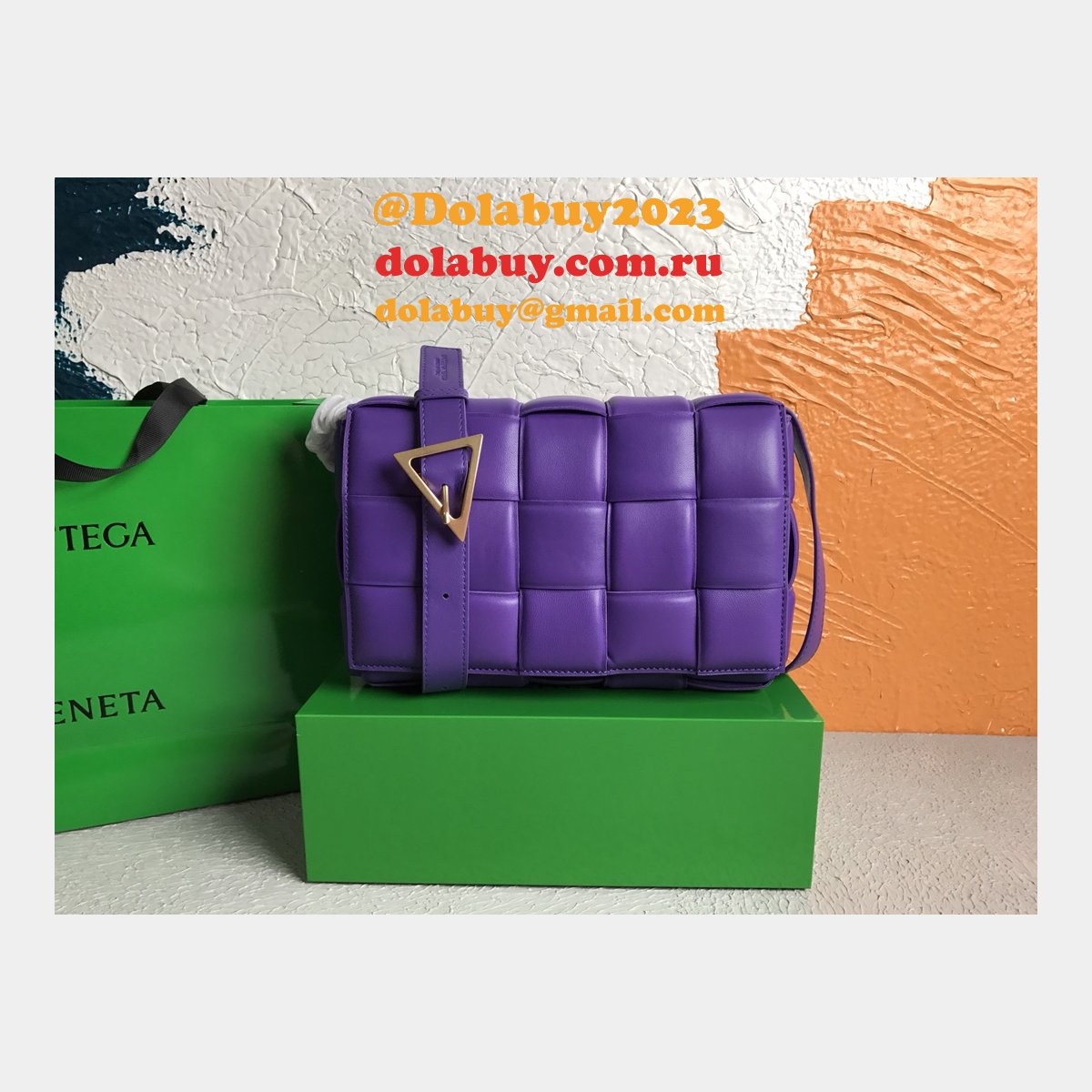 b0tte*a Ven*ta best replica maxi intreccio cassette nappa leather shoulder bag