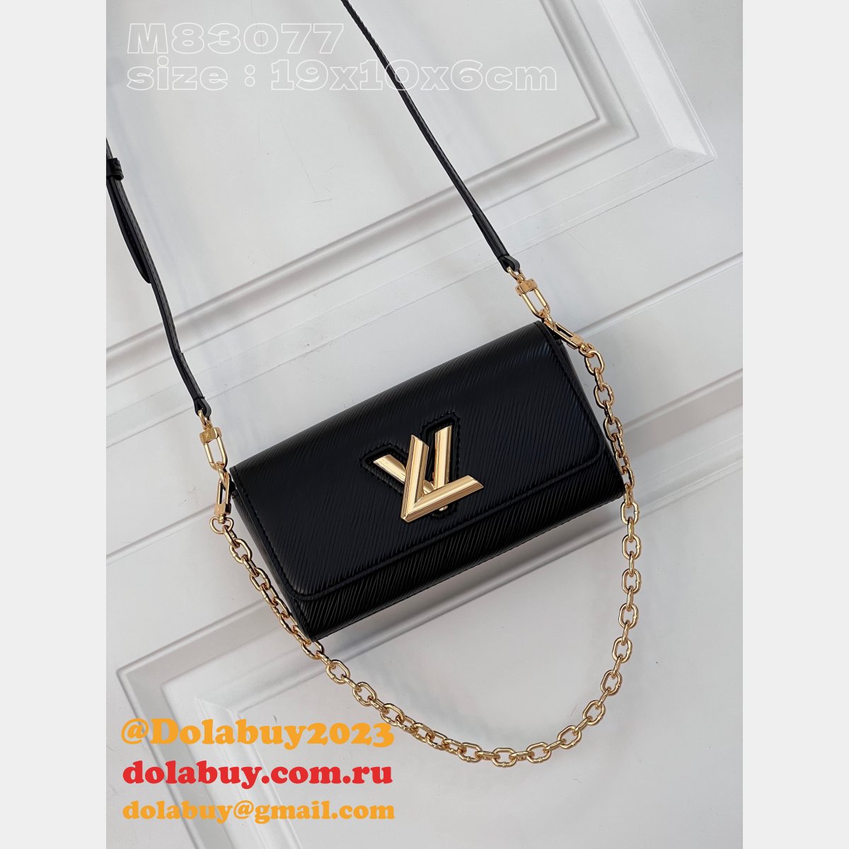 High Quality Twist West Pochette Epi M83077 Inspired Louis Vuitton Bag