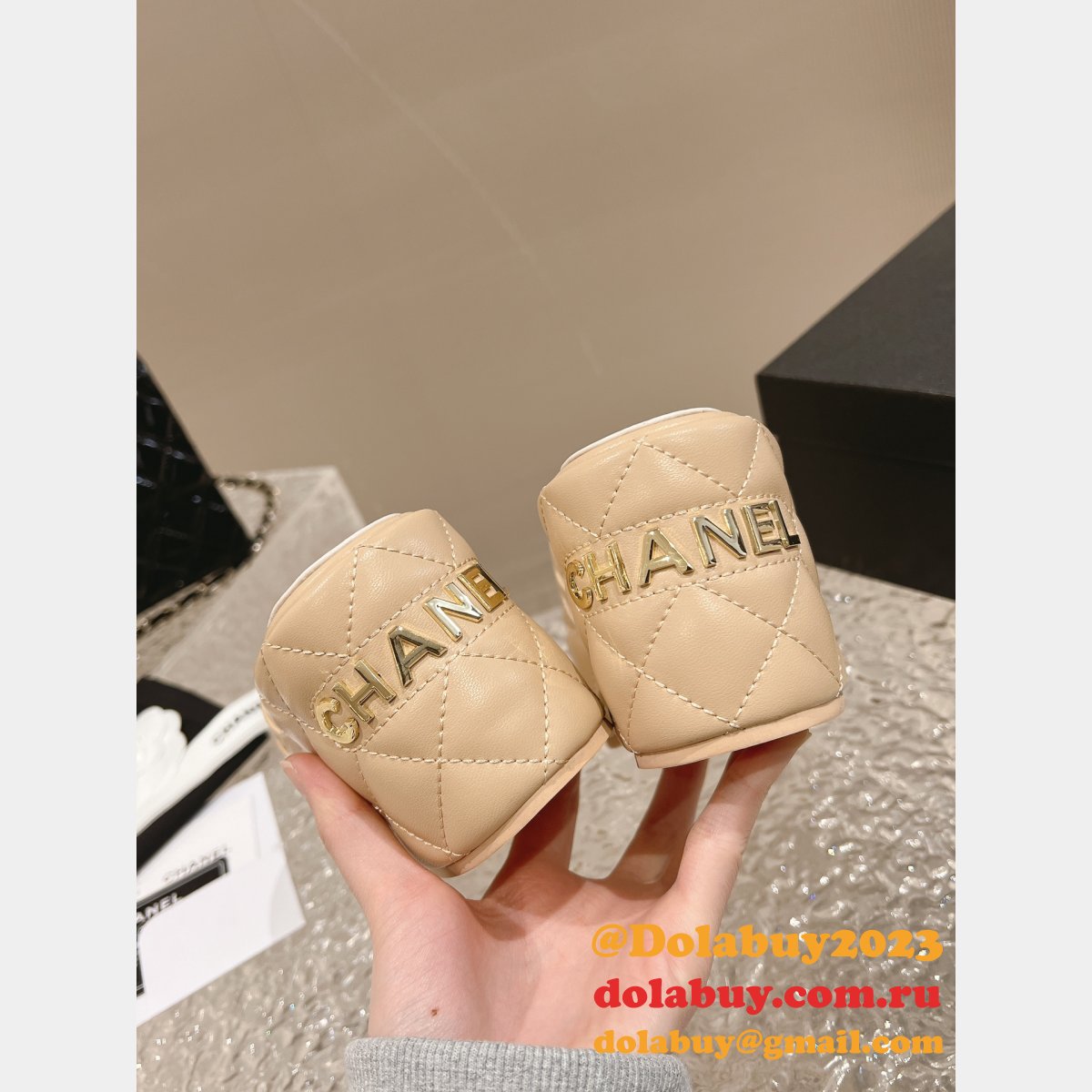 Fashion Perfect Flat Sandals 7 Star Replica Shoes