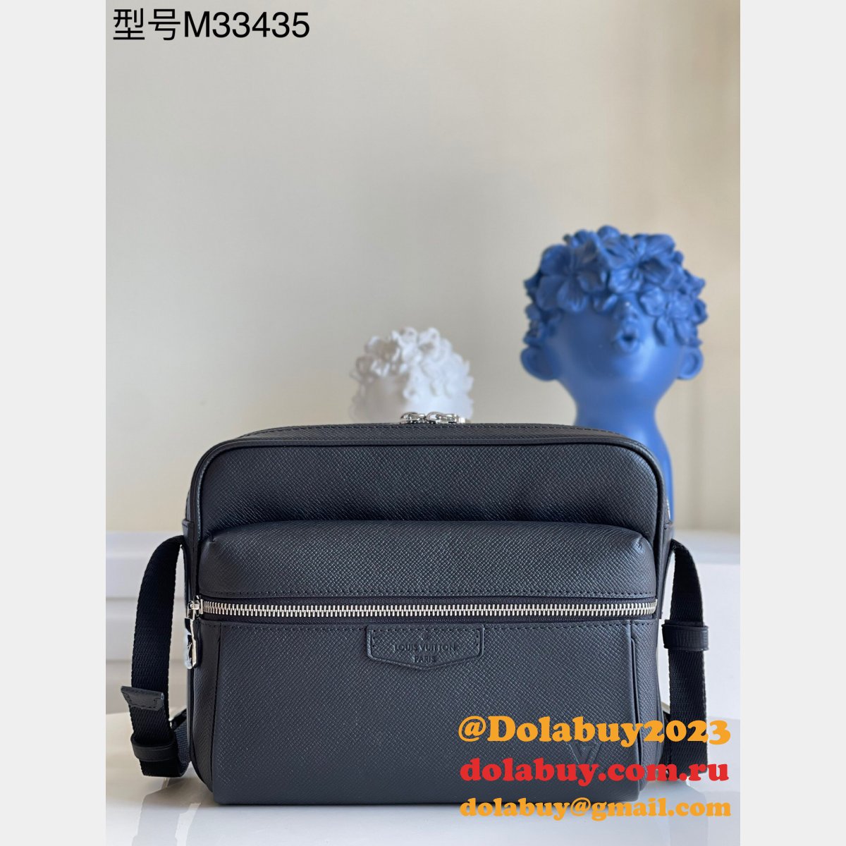 UK Louis Vuitton Knockoff Outdoor Messenger PM Taiga M33435 Bags