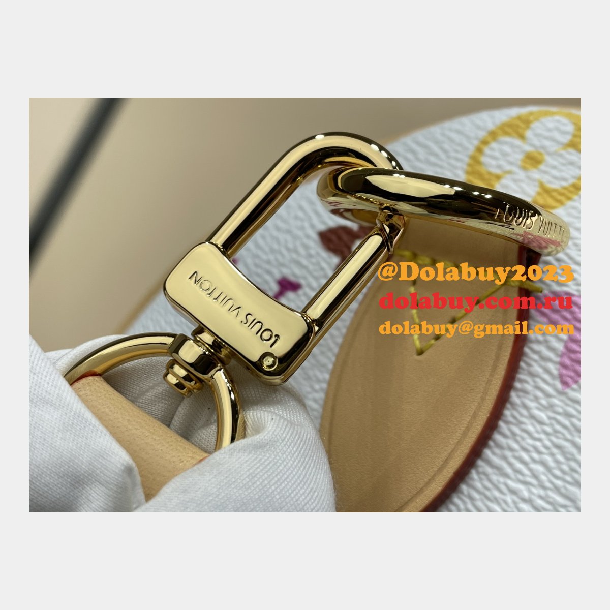 Louis Vuitton Designer Replica LV x TM Speedy Bandoulière 25 M13085 Bag