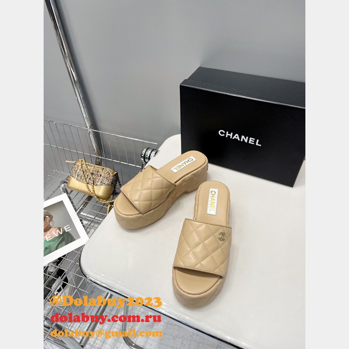 Luxury Designer Shoes Slippers Replica 2023 News