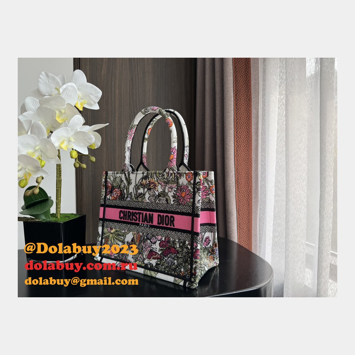 The Best Ways to Buy Replica CD Book Tote Dior Bags
