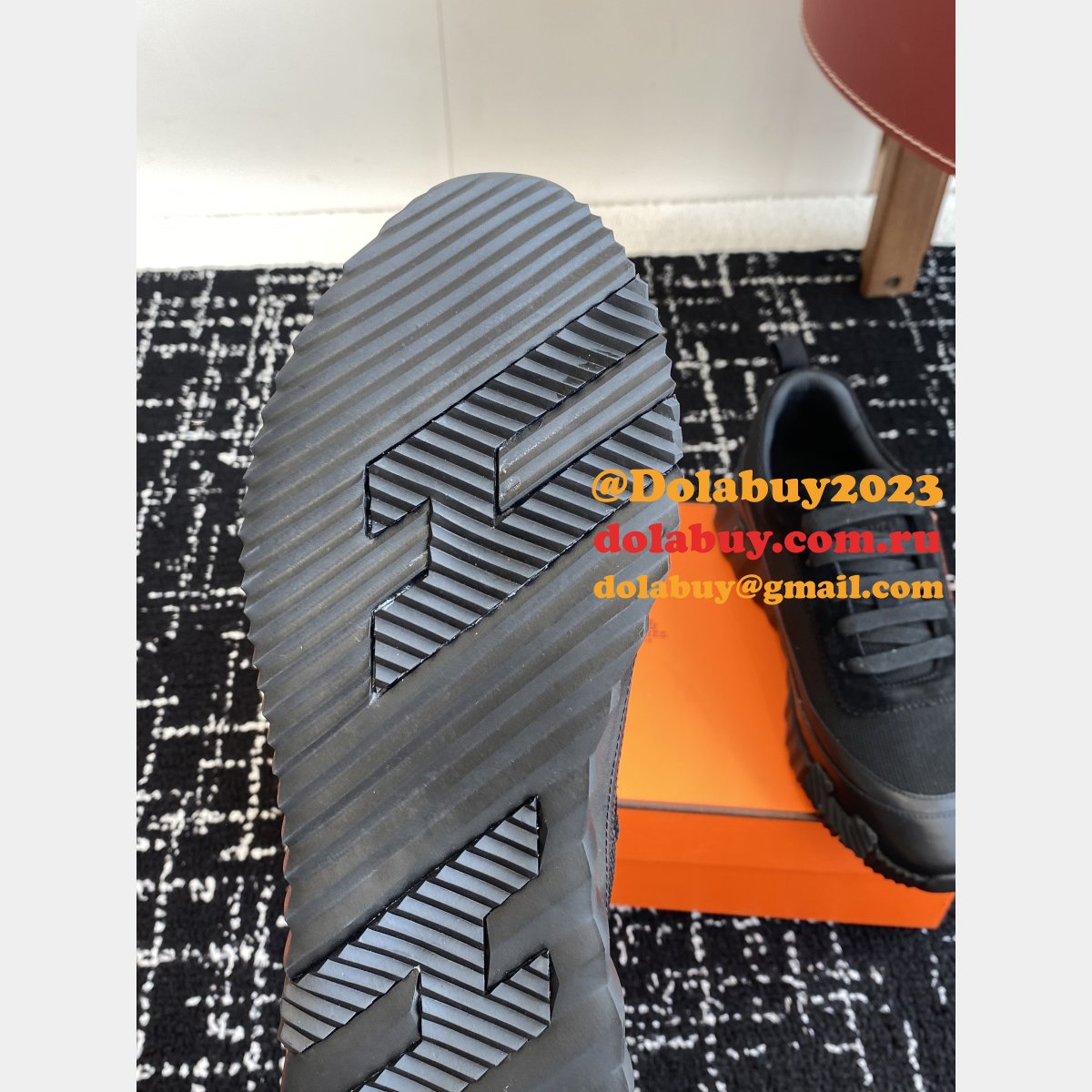 7 Star Hermes Bouncing Sneaker