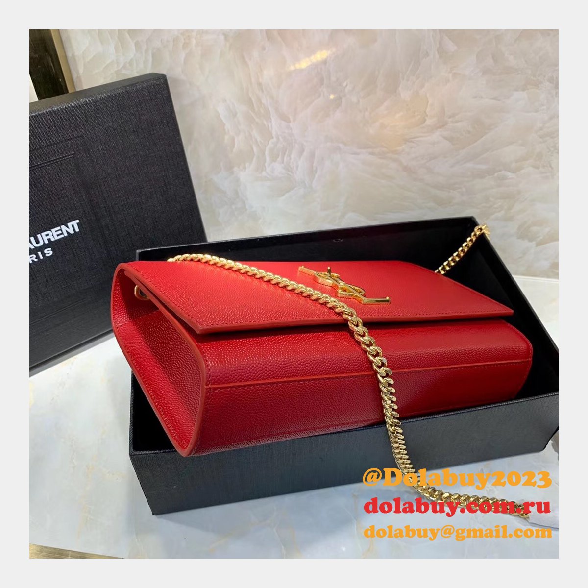 YSL Saint 5868006 24cm Elegant Shoulder Bags