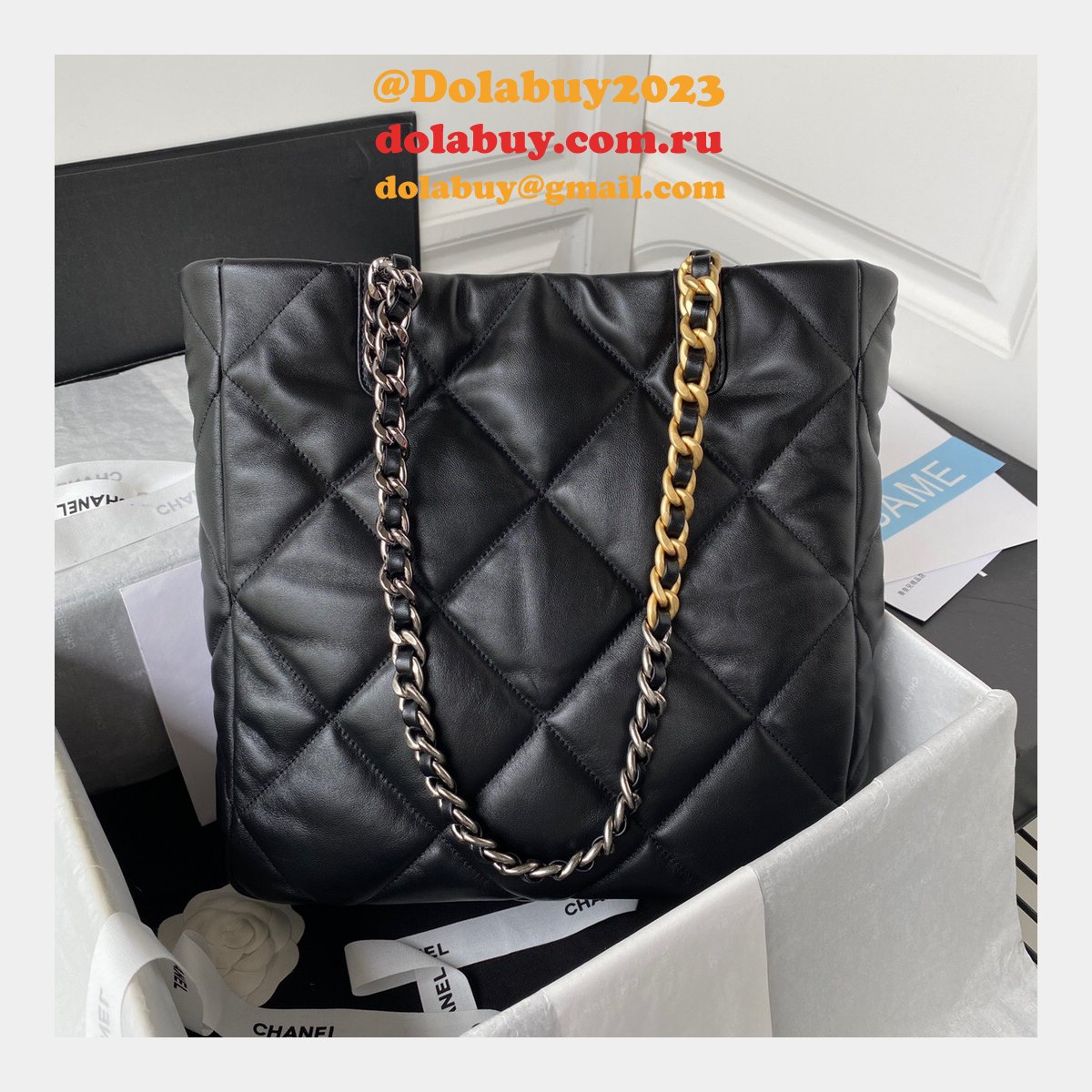 High Quality Replica AS3519 19 Shopping Lambskin Bag