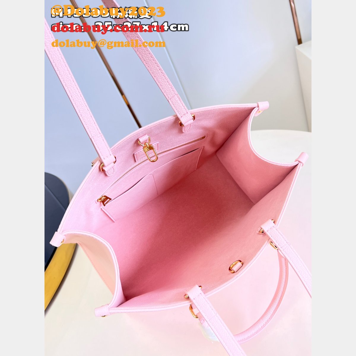 Onthego Louis Vuitton Luxury M45595 Monogram Embossed Replica Bag