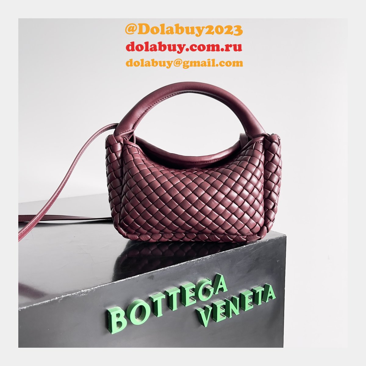 new b0tte*a Ven*ta cobble top handle bag