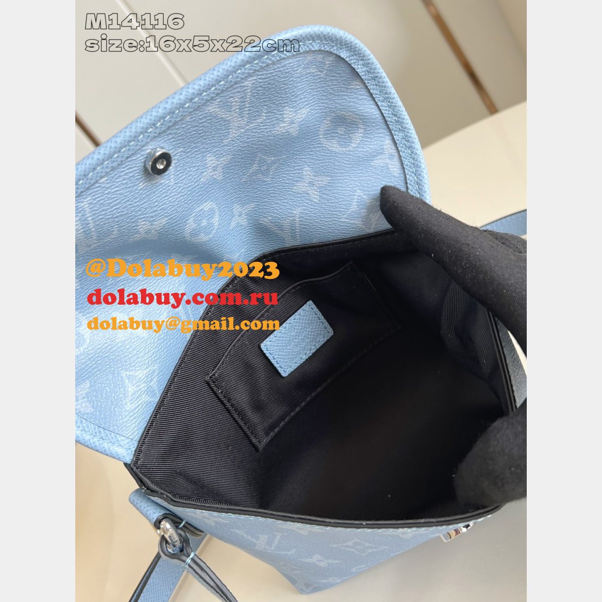 Louis Vuitton Pulse Wearable Wallet M14116 Luxury Bag