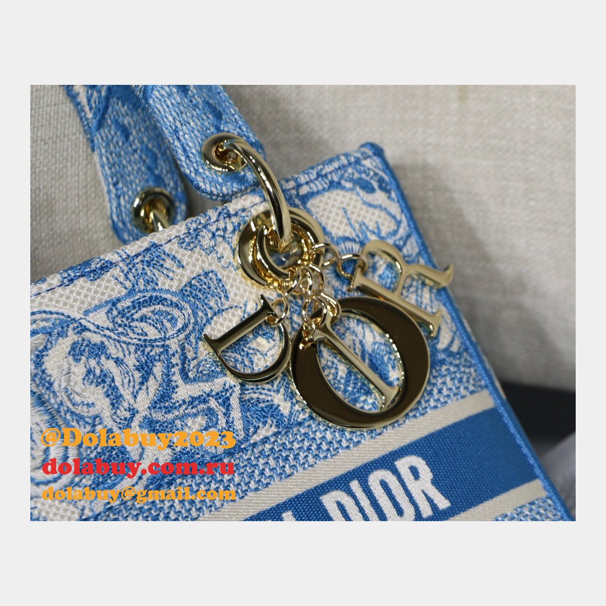 Practical And Versatile Replica Designer Lady Dior 24cm Bags Options