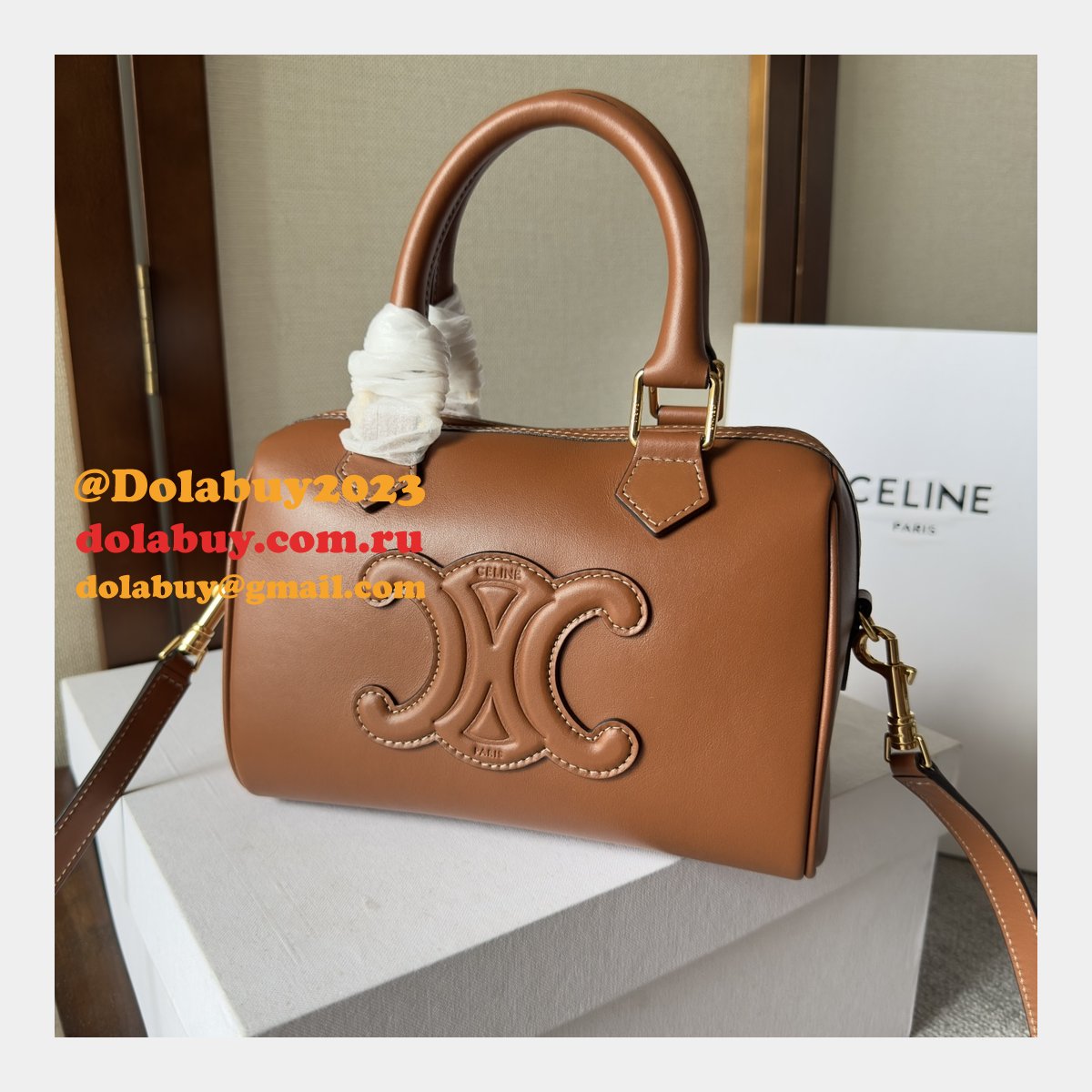 Luxury Celine 197582 Triomphe Small Boston Bag