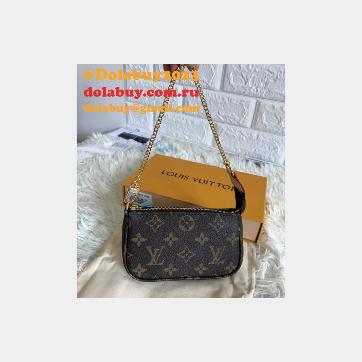 Replica Louis Vuitton Monogram MINI POCHETTE M58009 ACCESSOIRES