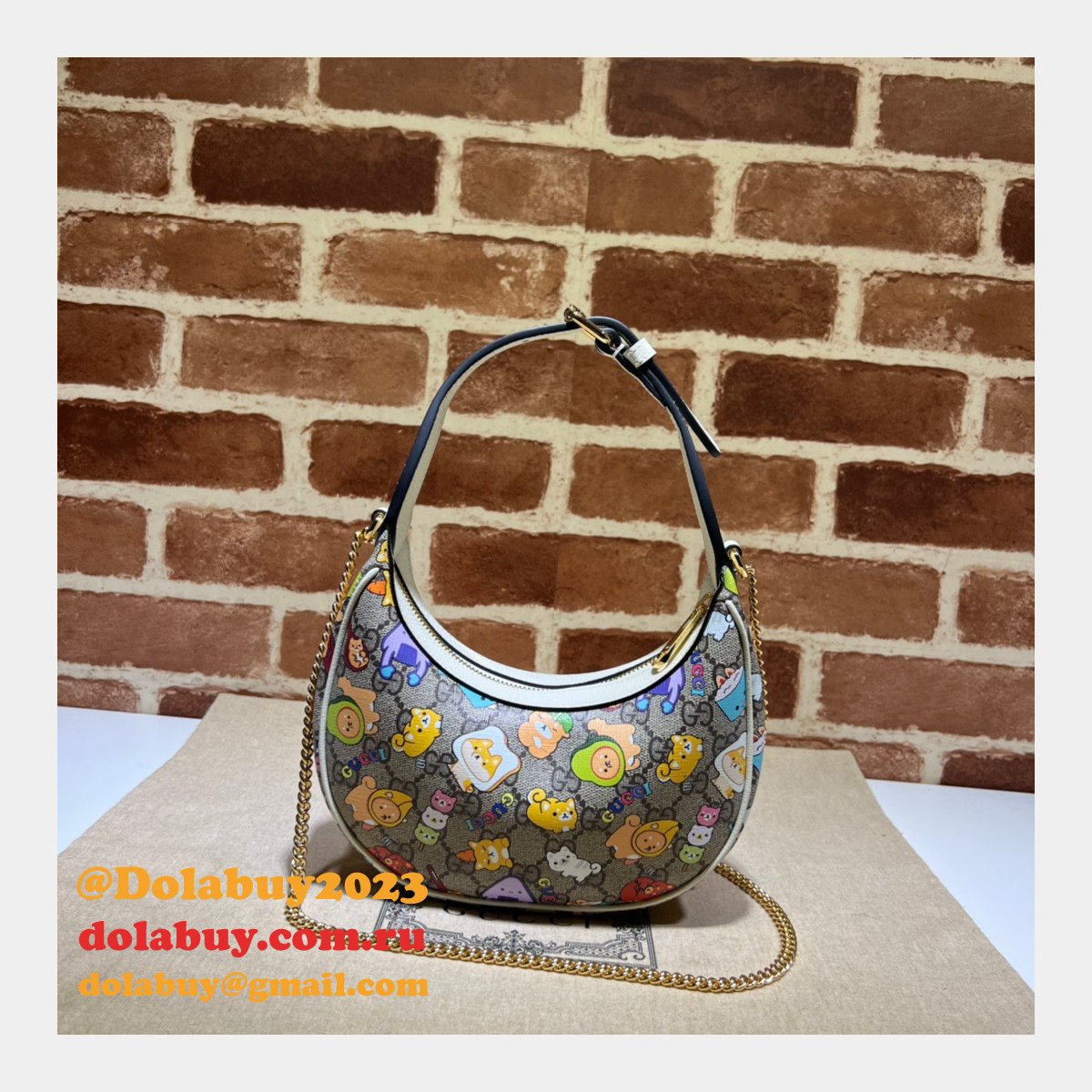 perfect G*u*i knockoff half-moon-shaped 726843 interlocking g bag