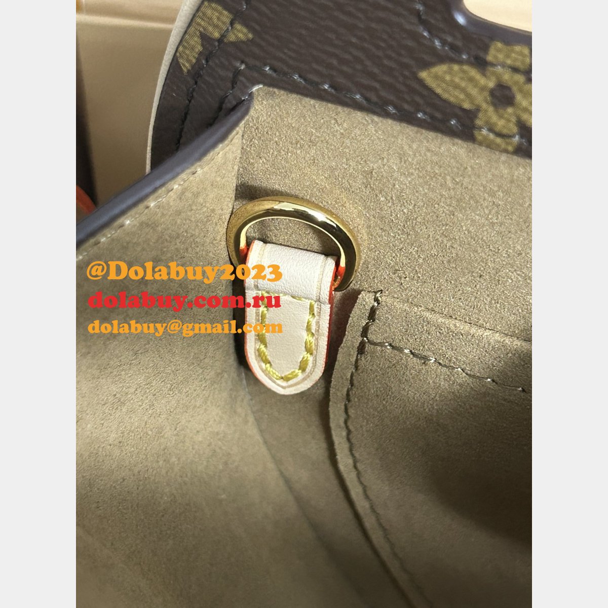 Around Me Fake Monogram Top M47117 Louis Vuitton Bag