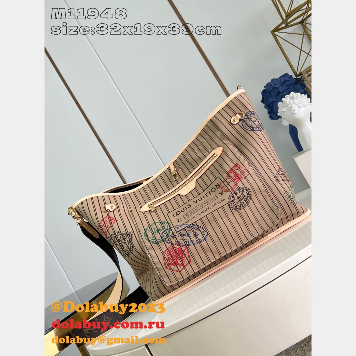 Louis Vuitton Duplicate Neverfull Bandoulière Inside Out GM M11948 Bag
