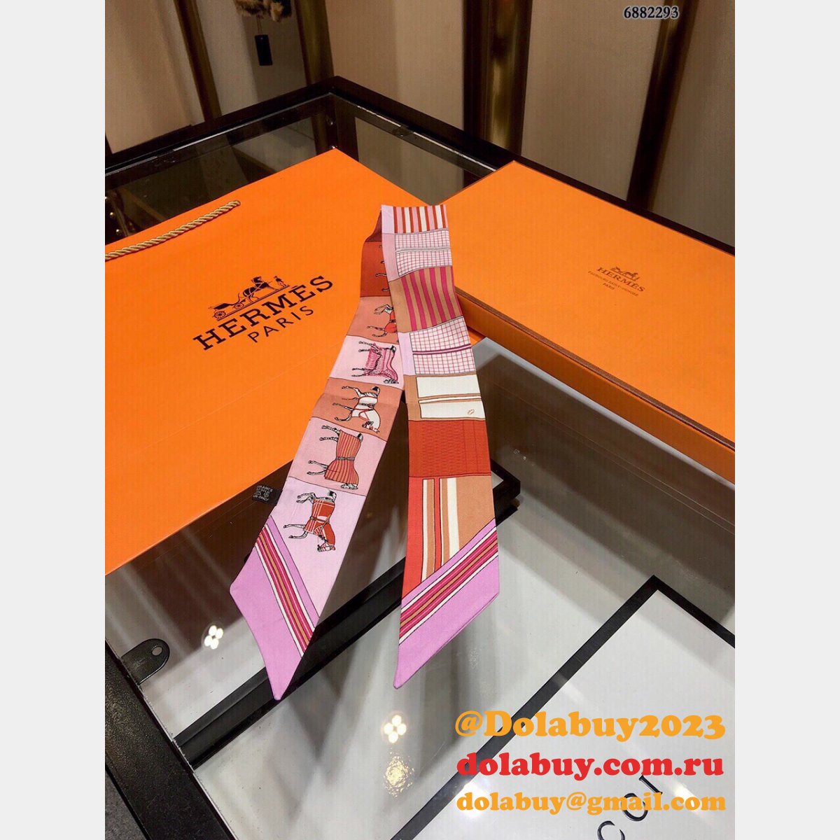 Hermes H Straps bow tie streamers
