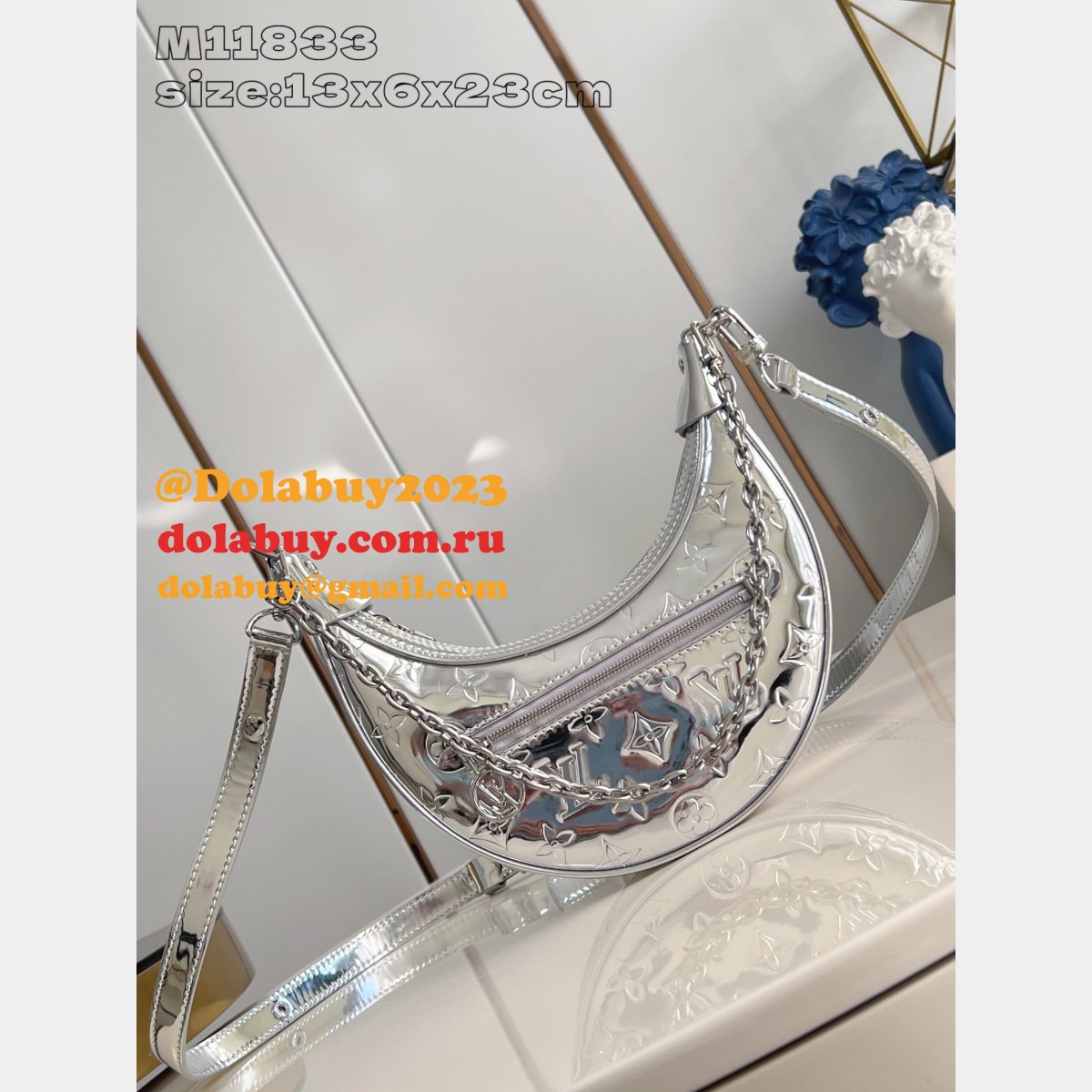 Designer Louis Vuitton Copy Loop M11833 Monogram Canvas Bag