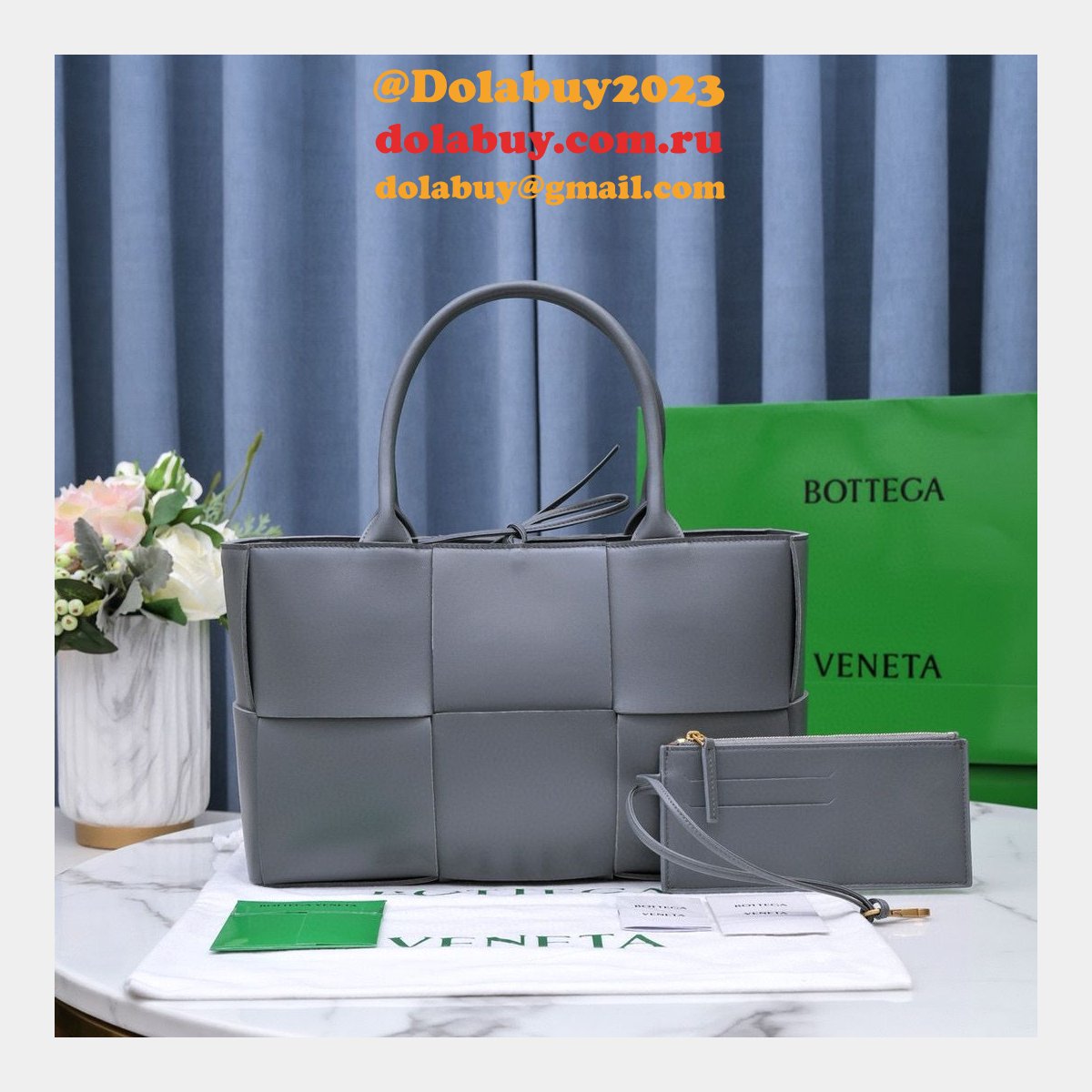 luxury b0tte*a Ven*ta medium arco tote bag 36cm