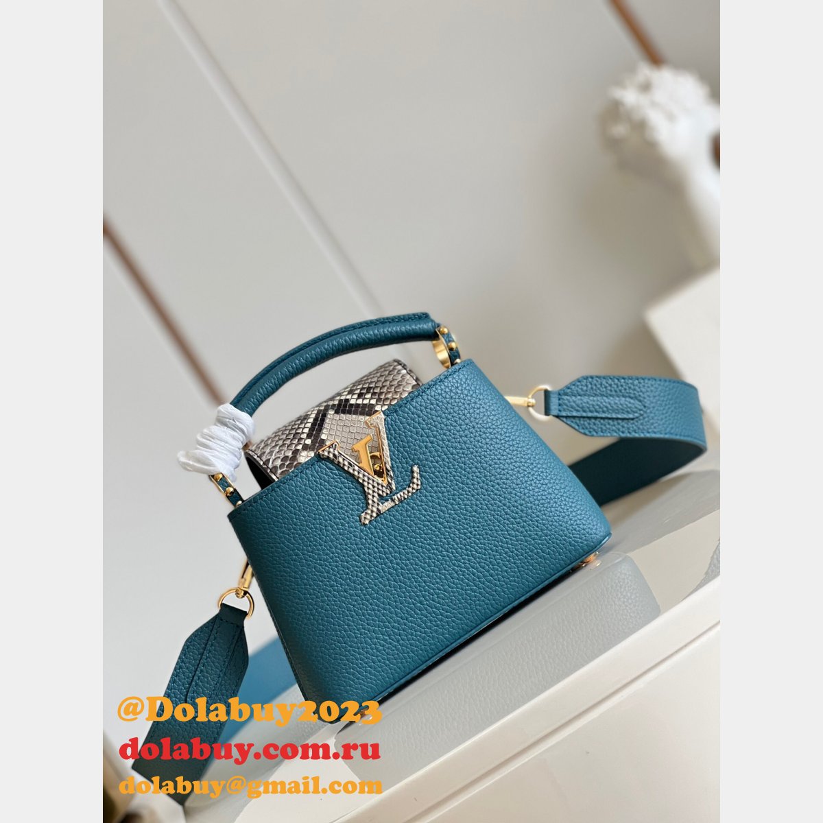 Buy 1:1 Quality Replica Louis Vuitton Capucines M81408 Bags at Dolabuy