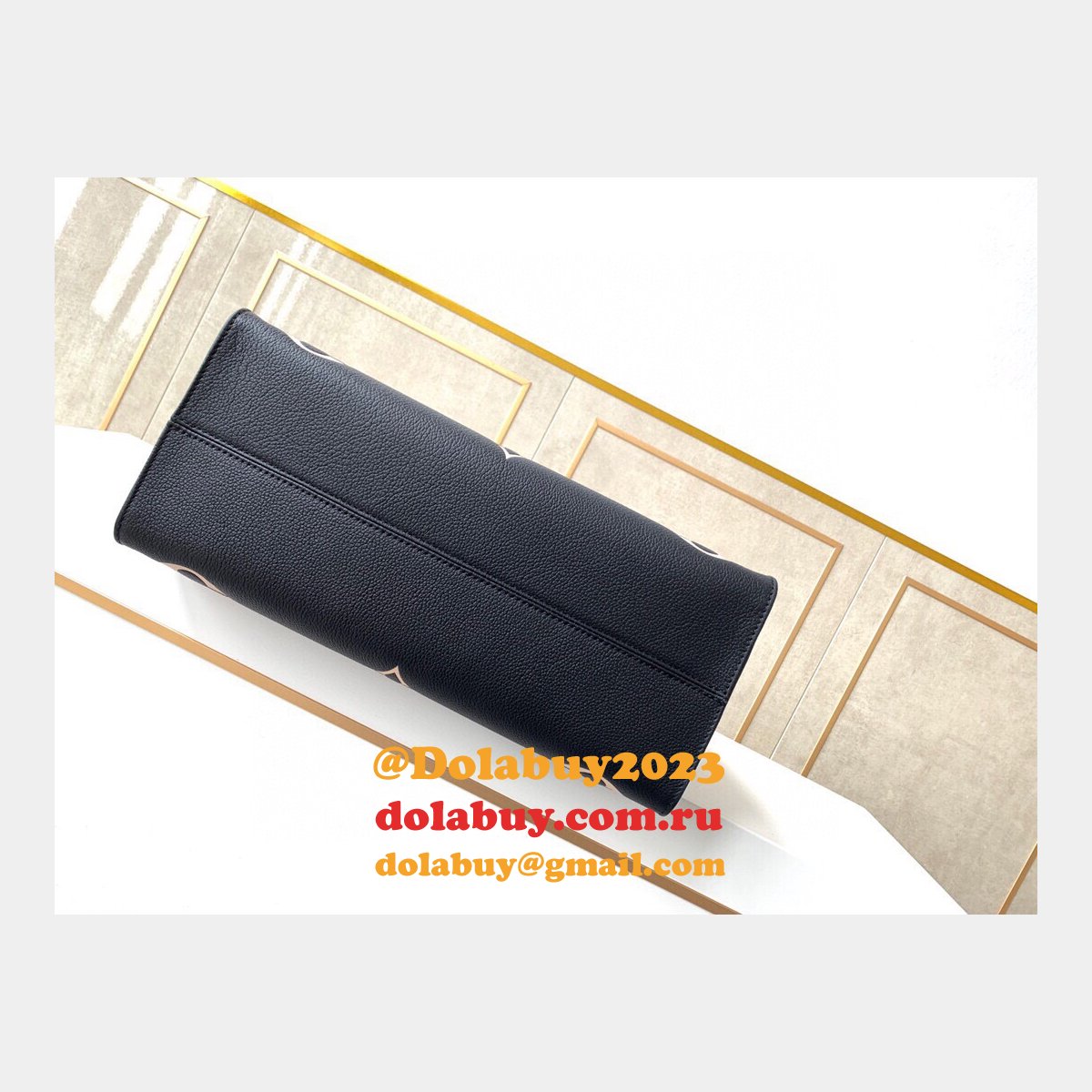 Louis Vuitton Replicas OnTheGo MM Monogram Empreinte Leather M45494