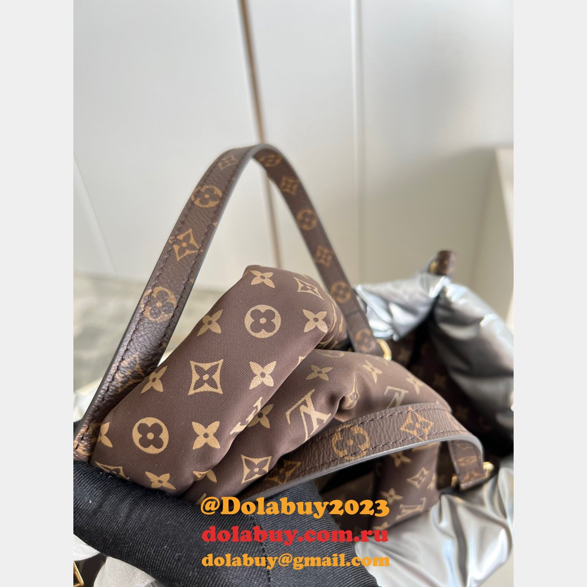 Louis Vuitton Perfect Replica OnTheGo M59007 Handbags