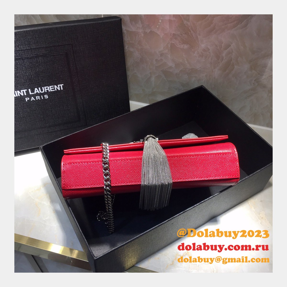 Saint Laurent 20CM Vicky Quilted Shoulder Bag