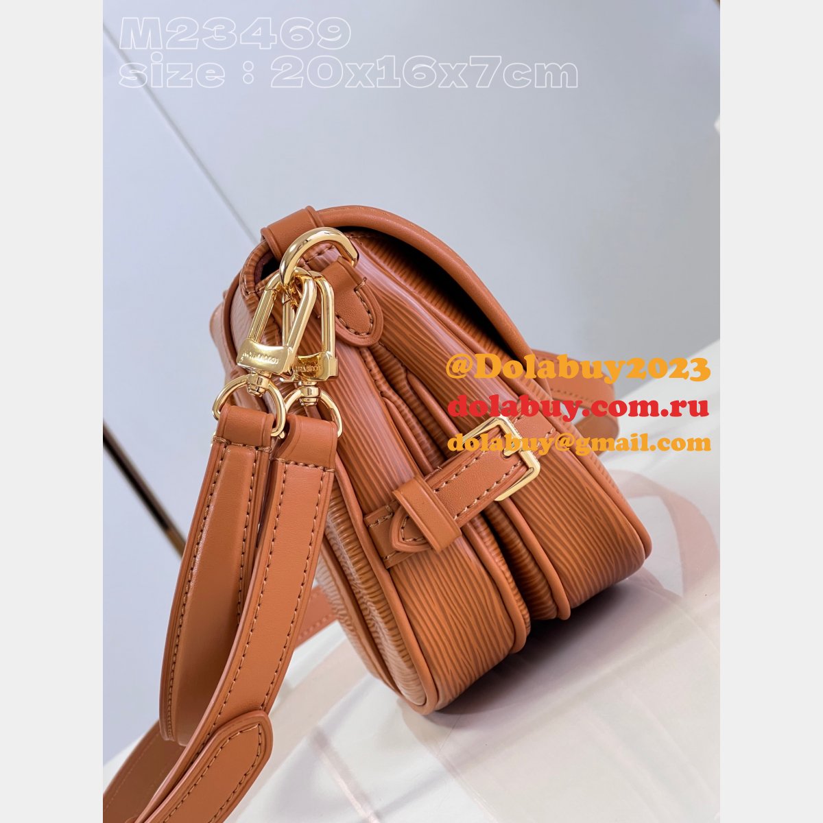 Saumur Shop Louis Vuitton Epi Leather M23470/M23469 Replica Bag